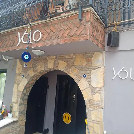 Yolo *