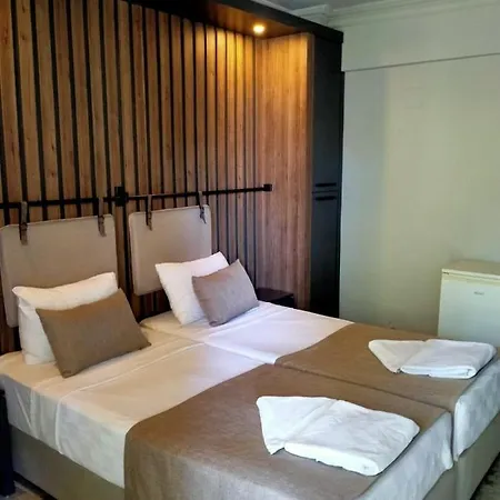 Hotell Yolo *