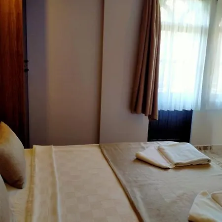 Yolo Hotell Muğla